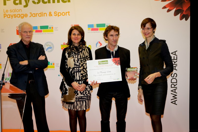 2015  La Mésange Verte reçoit le 1er prix Développement Durable au salon Paysalia